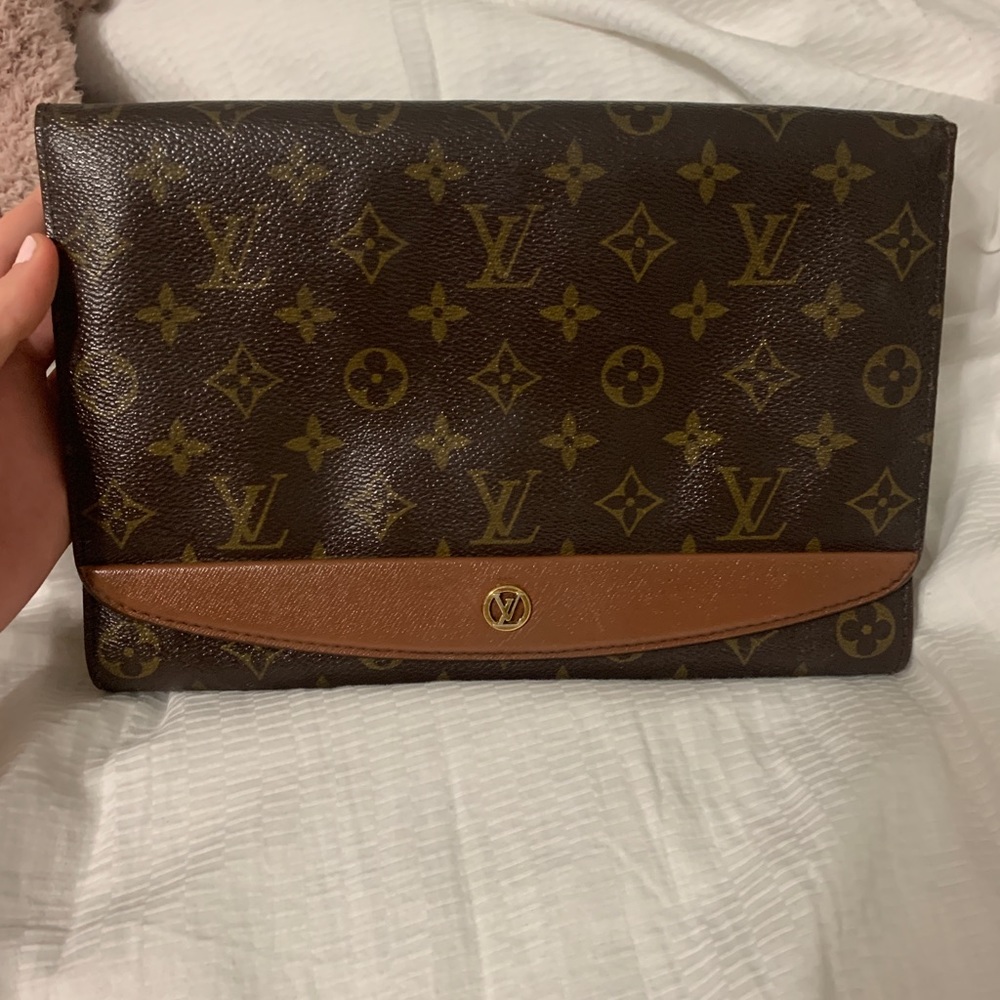 Vintage Louis Vuitton Bordeaux clutch/ crossbody
